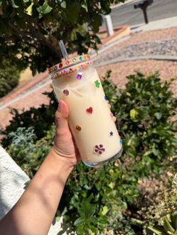 Bedazzling glass cup