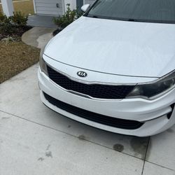 2018 KIA Optima