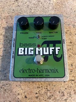 Electro Harmonix Big Muff Pi Bass Fuzz Pedal