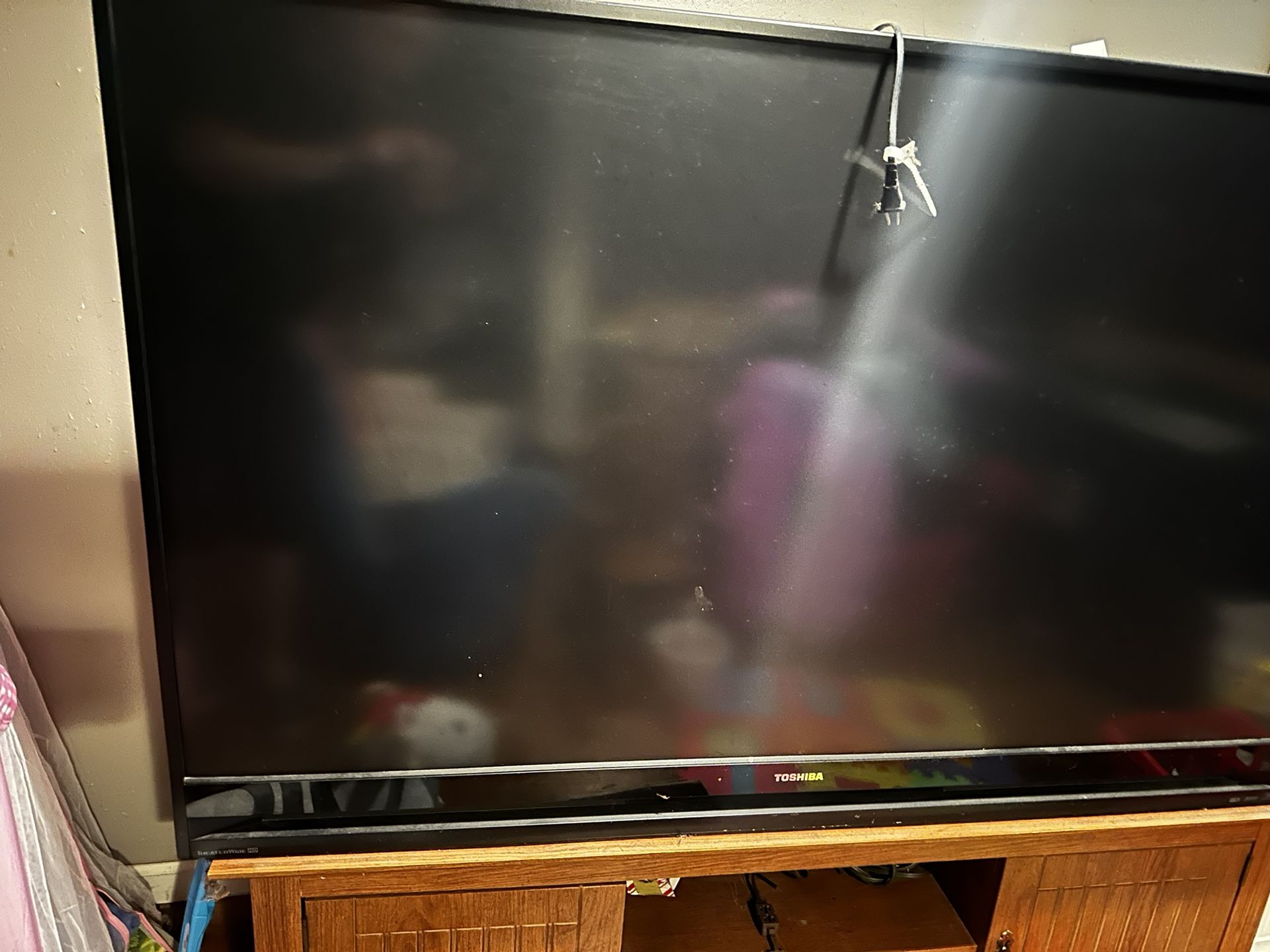 Free 65” Toshiba Rear Projection tv