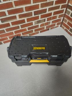 *** DEWALT TOOLBOX ***