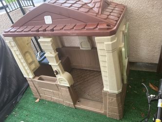 Step2 Neat & Tidy Playhouse