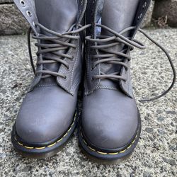 Dr. Martens 1460 Pascal Virginia Leather Boots - Gunmetal Grey (Size 7)