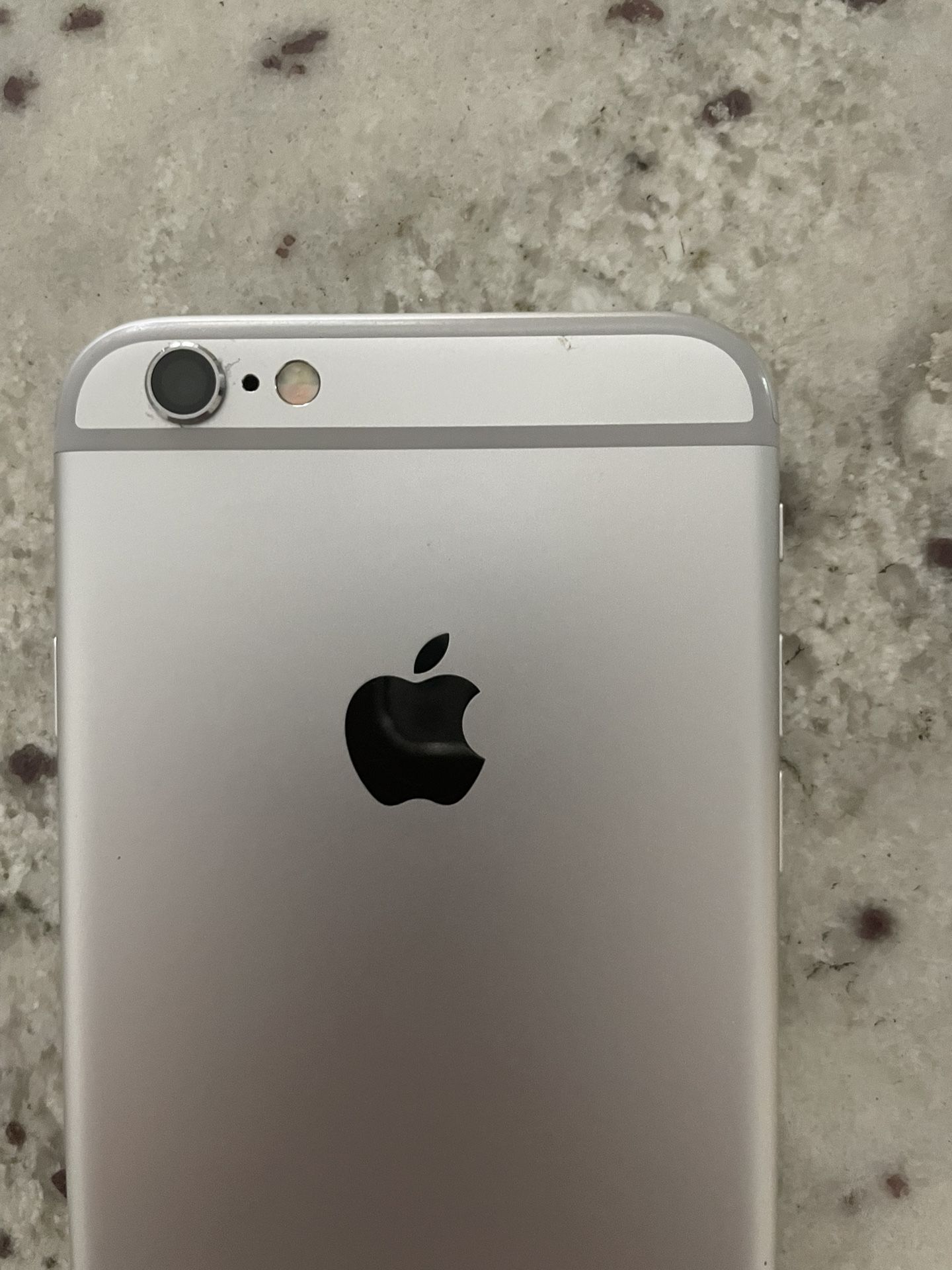 iPhone 6s - Silver