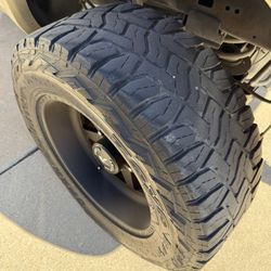 Used TIRES ONLY Toyo RT 35x12.50R20