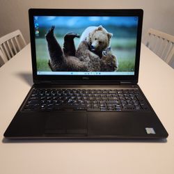 DELL Latitude 5580 laptop 15.6-inch 
Intel cire i5 7200 2.50Ghz 7th Gen 
12 GB RAM 
120GB SSD 
Windows 11 pro, Microsoft Office installed.  Nothing wr