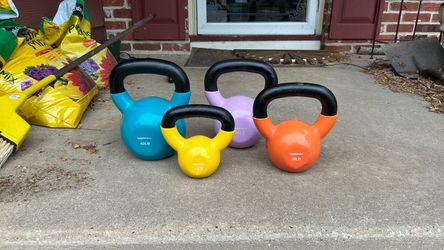 Amazon Assorted Kettle Bells