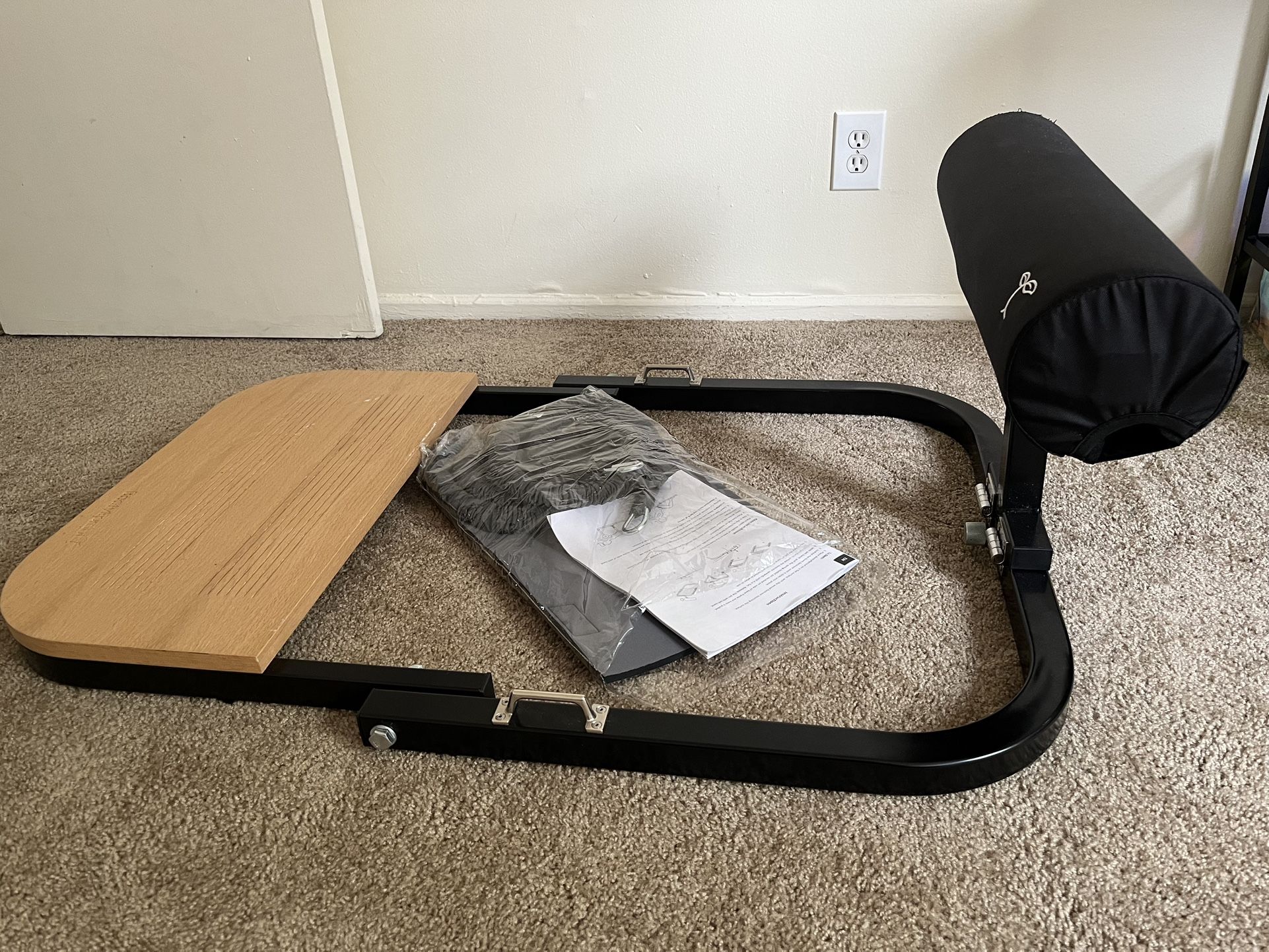 Hip Thrust Workout Machine