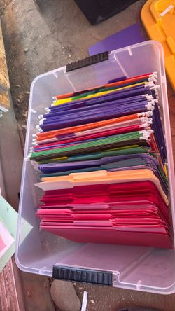 NEW****541 File Folders – HUGE LOT Hanging & Regular Letter Size – Assorted Colors