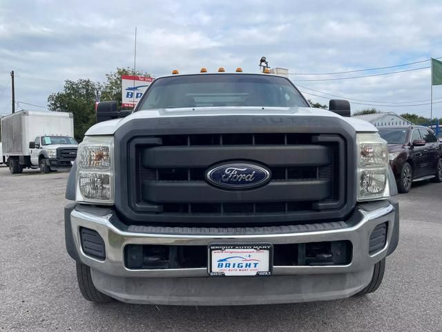 2012 Ford F450 Super Duty Regular Cab & Chassis