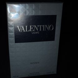 Valentino Uomo Intense