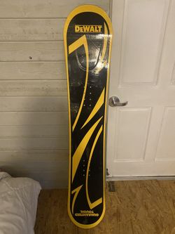 DeWalt Snowboard