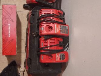 Milwaukee M18 Battery Chargers Lot of 4