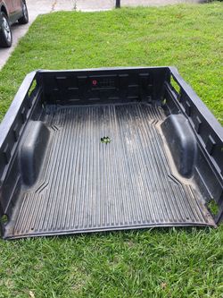 Bed liner