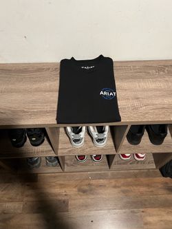 NEW Ariat shirt
