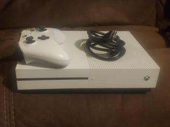 X Box 1 Great Condition 1 Remote