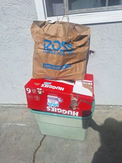 Free Clothes/Gratis