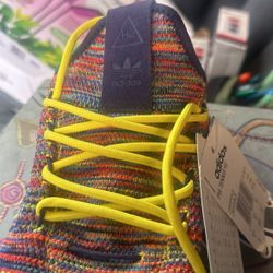 Pharell Edition adidas Tennis Shoes 