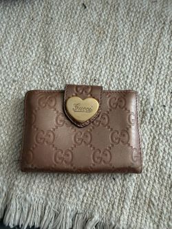 Gucci rose gold wallet