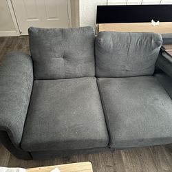 Gray Sectional Sofa with Ottoman