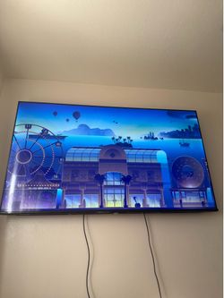 Hinsense Roku TV 65’’
