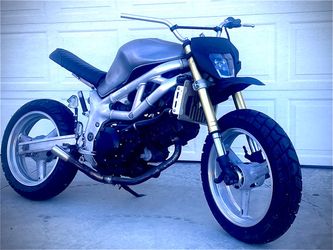 SV650 / GSX-R Brat Tracker
