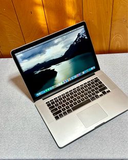 Apple MacBook Pro 15” Retina i7/16GB/500GB SSD