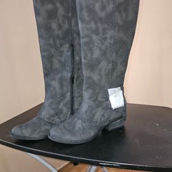 Suade Boots Size 8