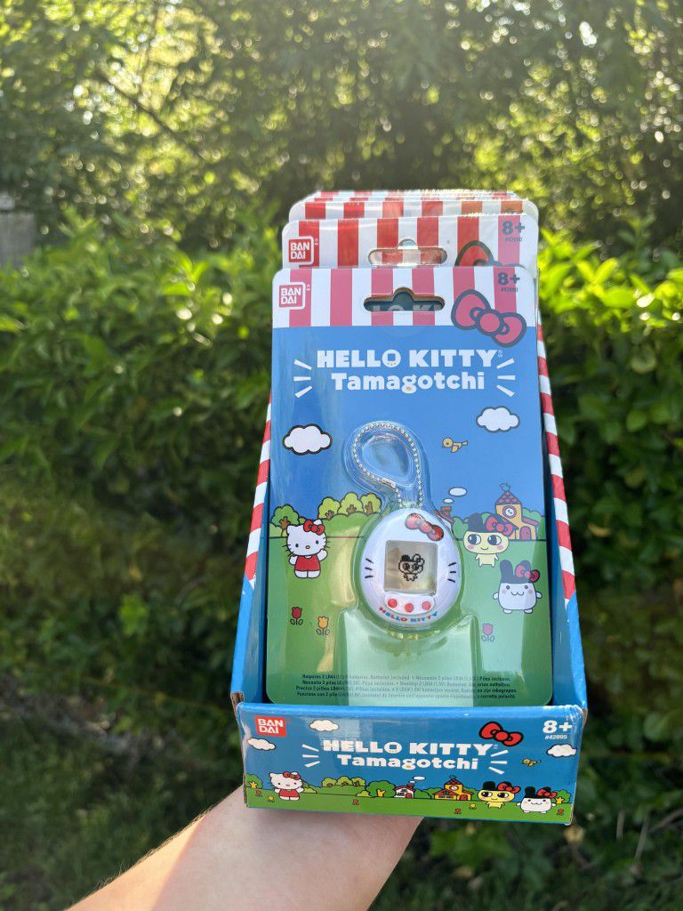 Hello Kitty Tamagotchi 