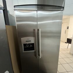 Thermador 42” Built In Refrigerator 