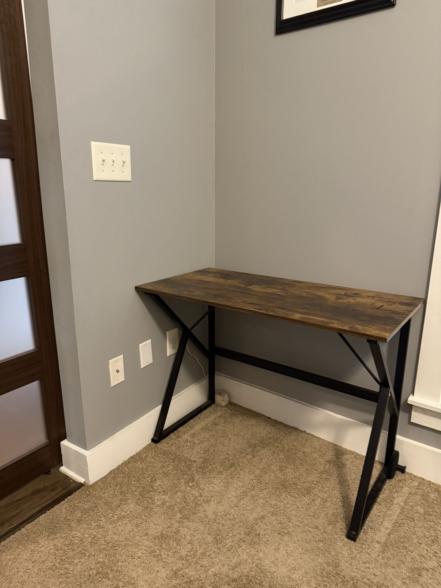 Modern 40” Desk – Mahogany Finish