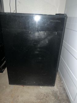 Mini fridge
