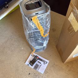 Lasko Ceramic Heater With Remote 