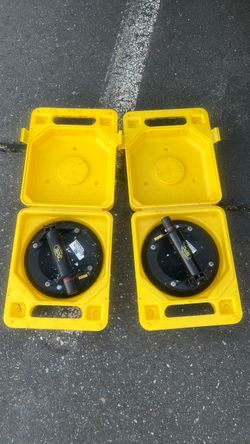 Vacuum suction cups for glass or granite