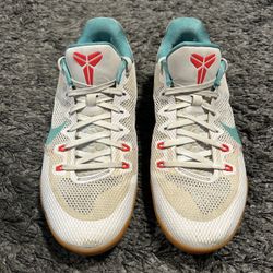 Kobe 11 Summer Pack - Size 11.5