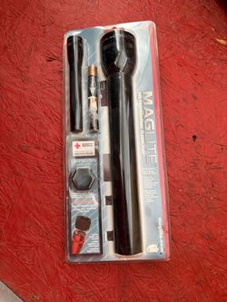 Moving sale Double Maglite flashlights with holster