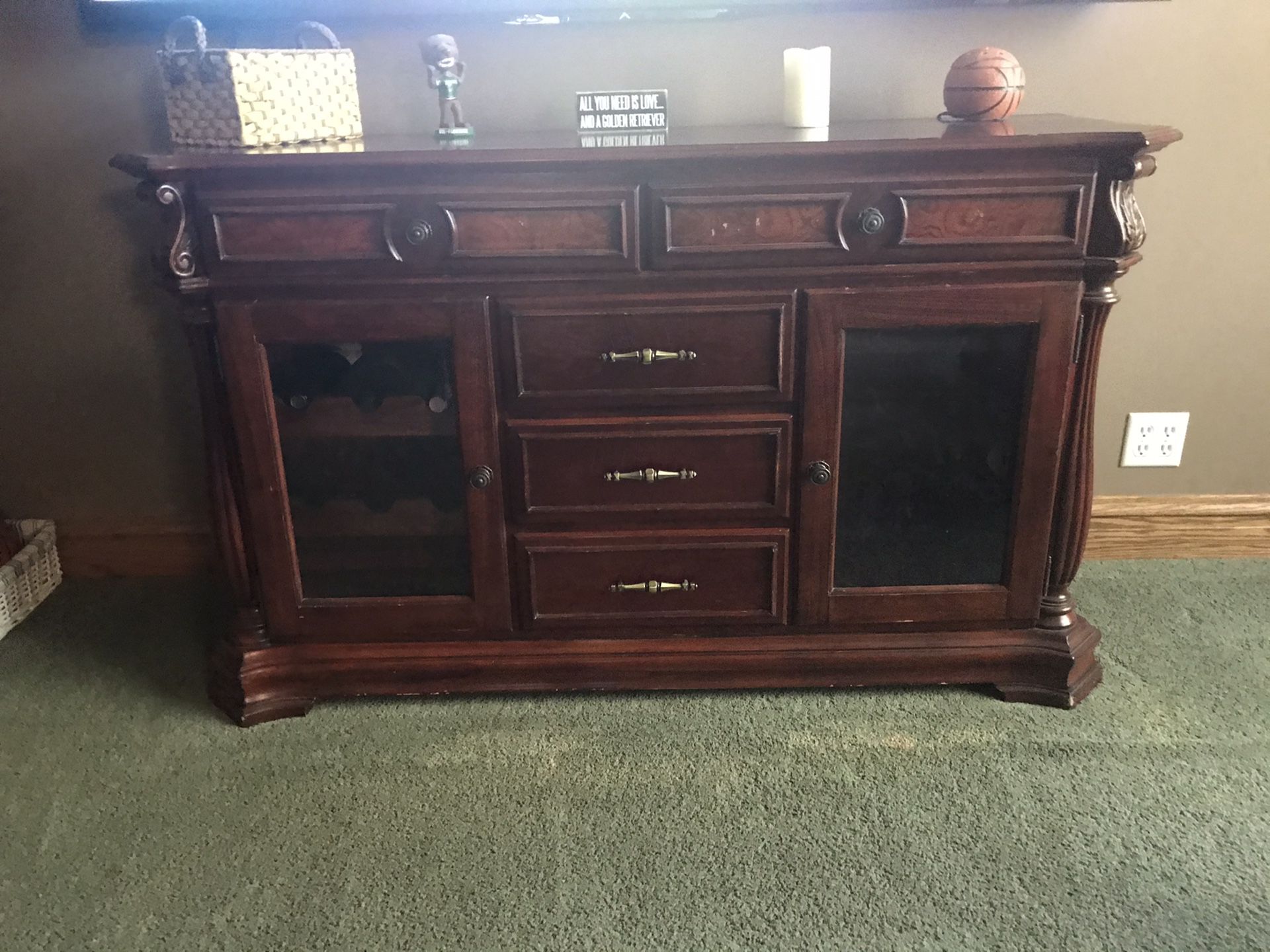Buffet or entertainment stand