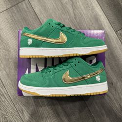 Nike SB Dunk Low St. Patrick’s Day PS (Sizes in Description)