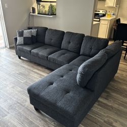 2 Sectional Couch 