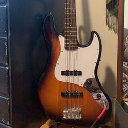 Fender Squier Affinity Jazz Bass And Rumble LT25 Bass Amp 