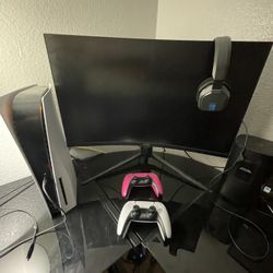 Ps5 and Monitor 