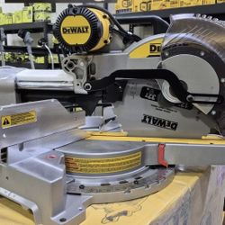 DEWALT 12" MITER SAW SLIDING