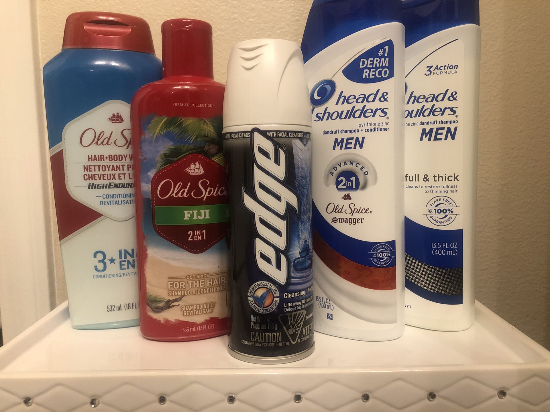 New/Unused Shampoo/Conditioners, Soaps, Toothpaste, Body Spray & Bath Bombs