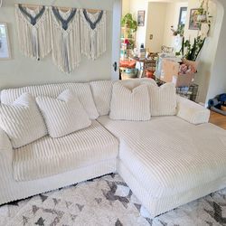 Sectional Sofa with Chaise