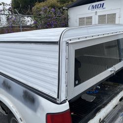 Camper shell