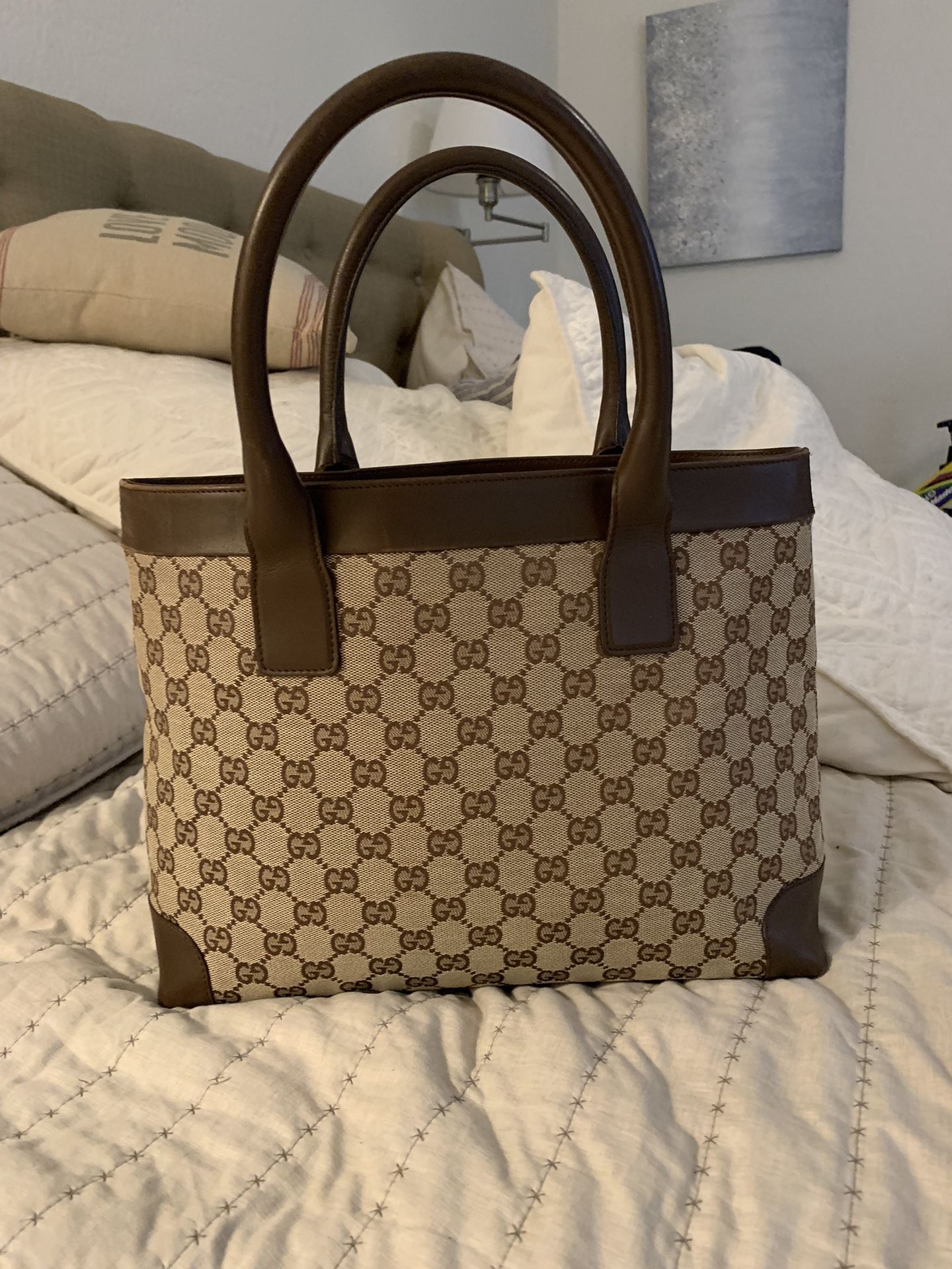 Gucci Handbag Excellent Condition 