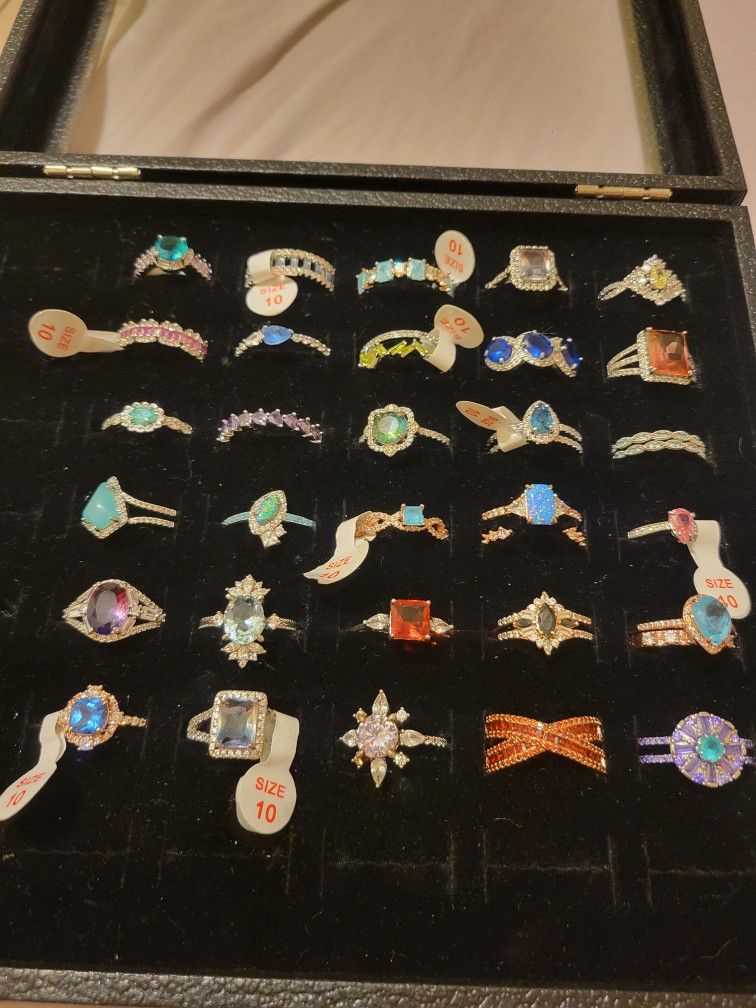 ANILLOS .. RINGS BP $10 each Or 200 All . Size 10