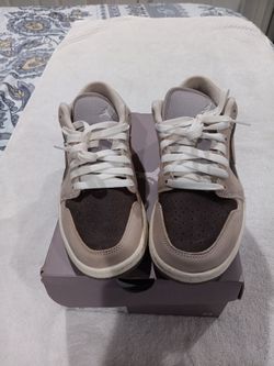 Jordan Air Jordan LOW  Se Women's Size 8.5