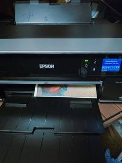 Epson Stylus Photo R3000  Works Great! Wifi and wired