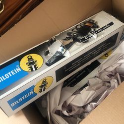 335i Sport Shocks And Hardware